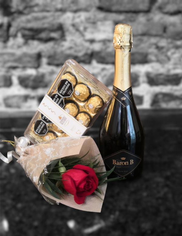 Champagne Baron B, Ferrero Rocher x12 y Rosa